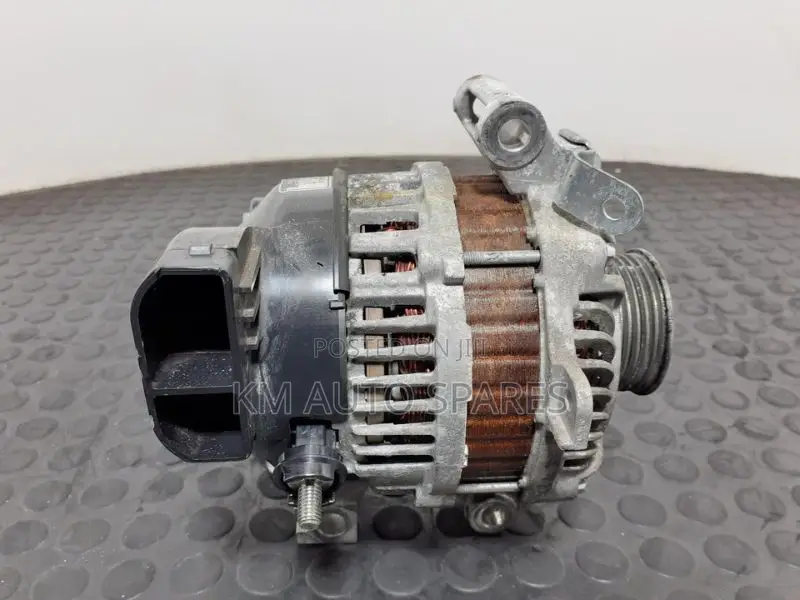 Mazda L8 Alternator for Bongo, Vanette.