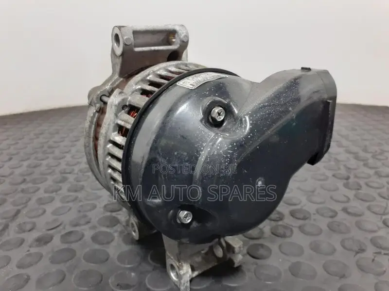 Mazda L8 Alternator for Bongo, Vanette.