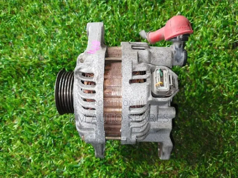 Nissan Qg18 Alternator for Wingroad, Bluebird, Ad, Fb15.