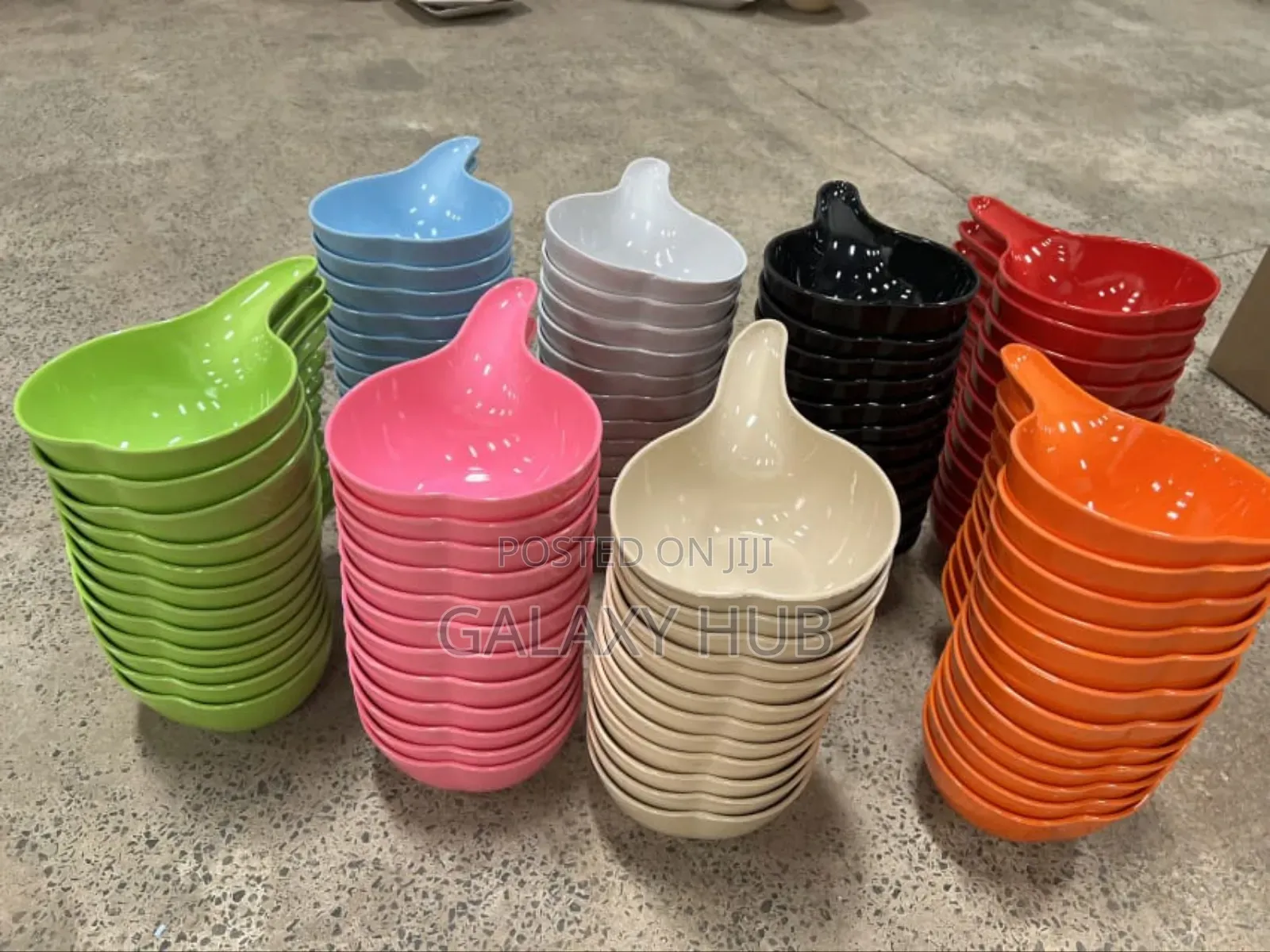 Melamine Calabash Colours Red, White, Blue And Cream