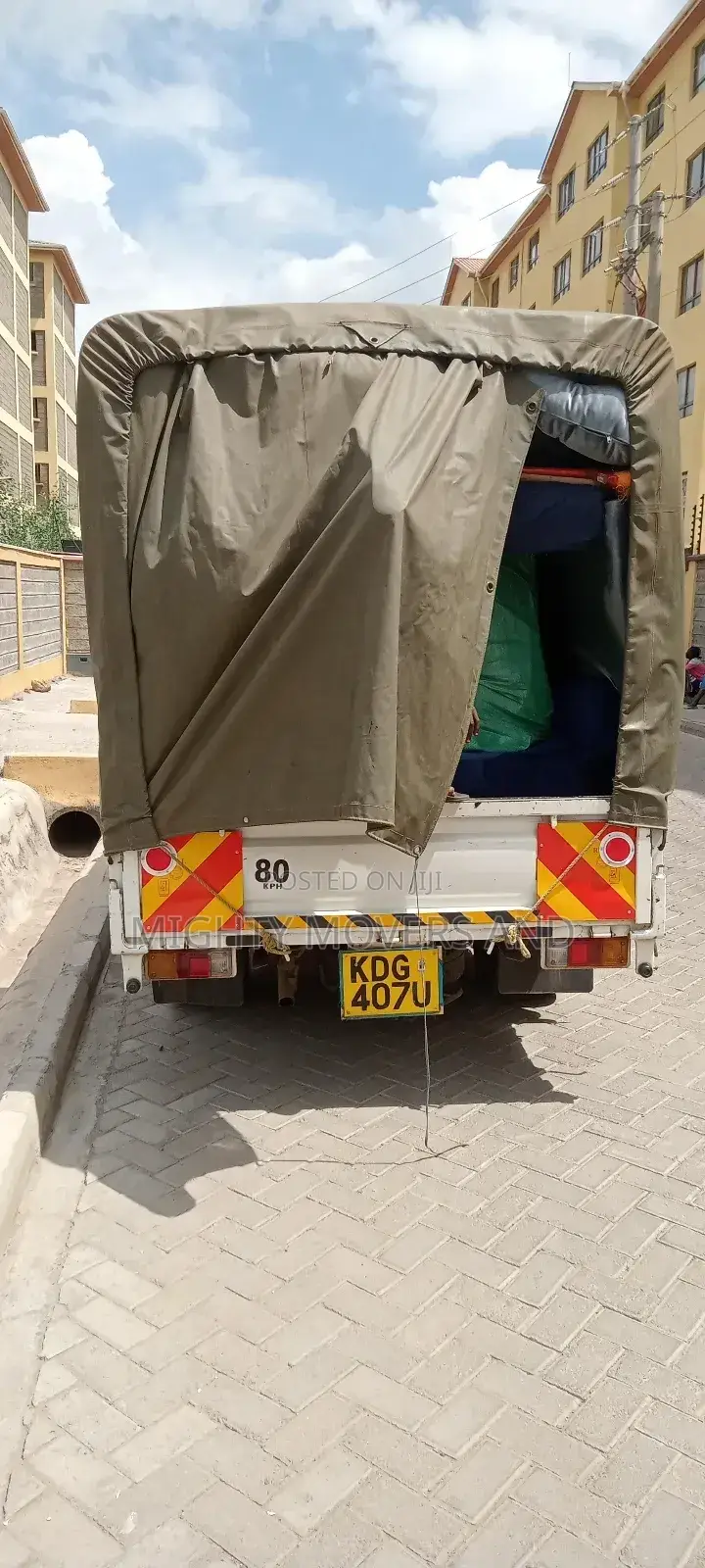 Dyna at Hand for Logistic Jobs