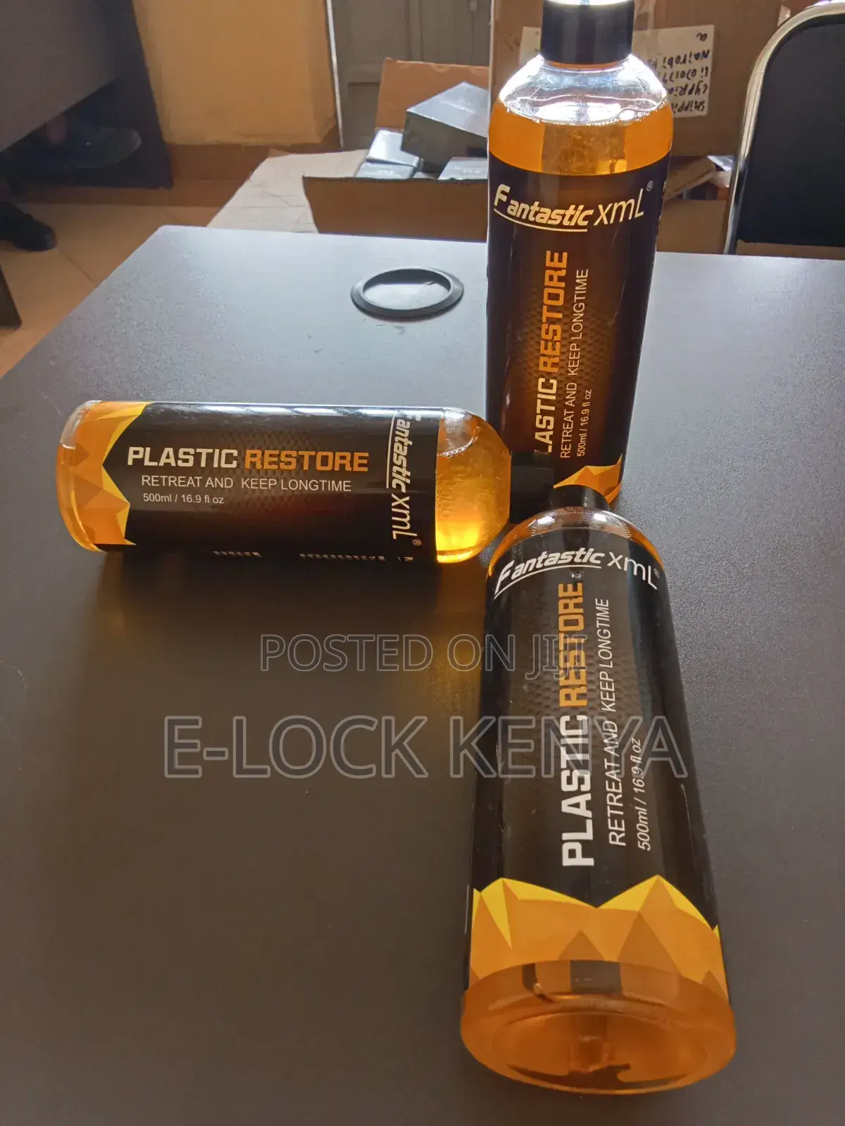 Tire Shine and Plastic Refurbrisher