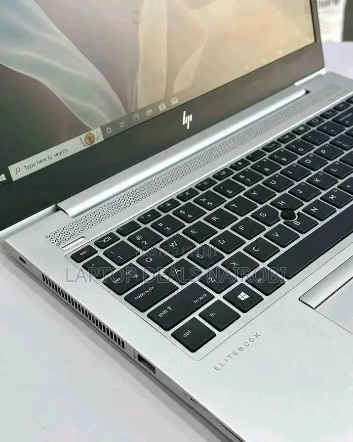 Laptop HP EliteBook 840 G6 8GB Intel Core I5 HDD+SSD 256GB