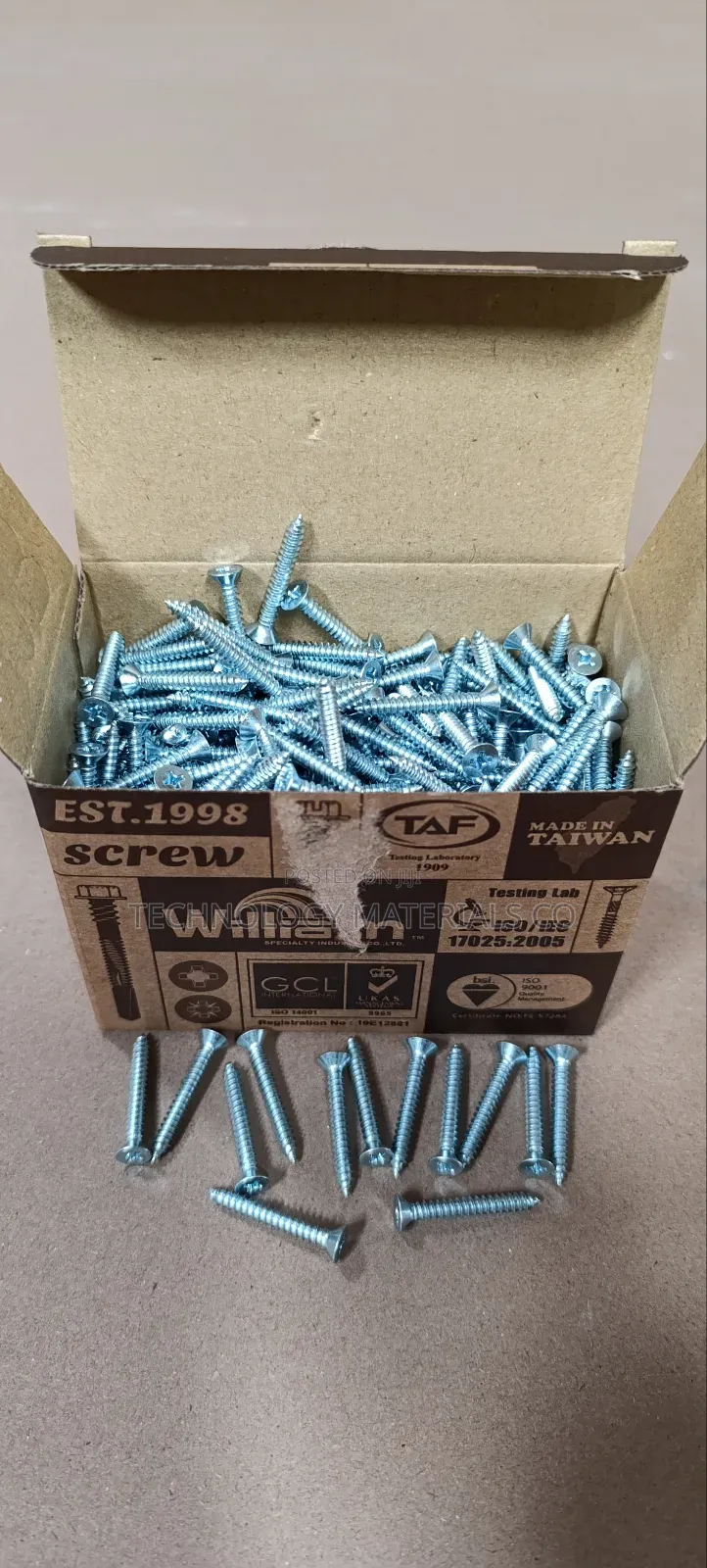 Self Tapping Wall Plug Screw (M4.2*32 Mm),500pcs/Box.