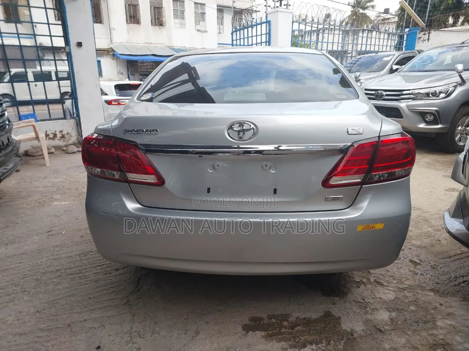 Toyota Premio 1.8 FWD 2016 Silver