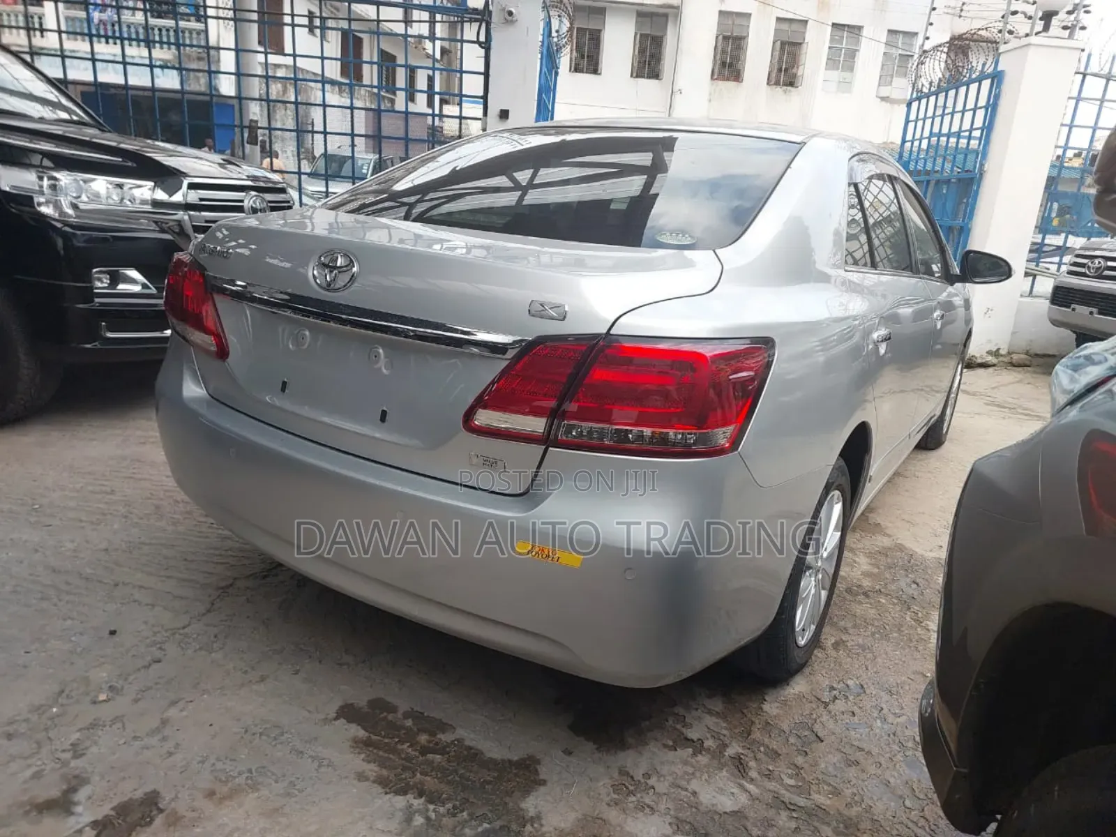Toyota Premio 1.8 FWD 2016 Silver