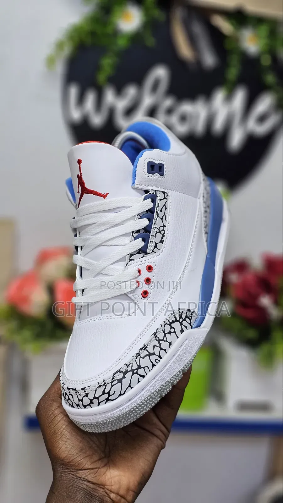 Unisex Air Jordan 3 Sneakers