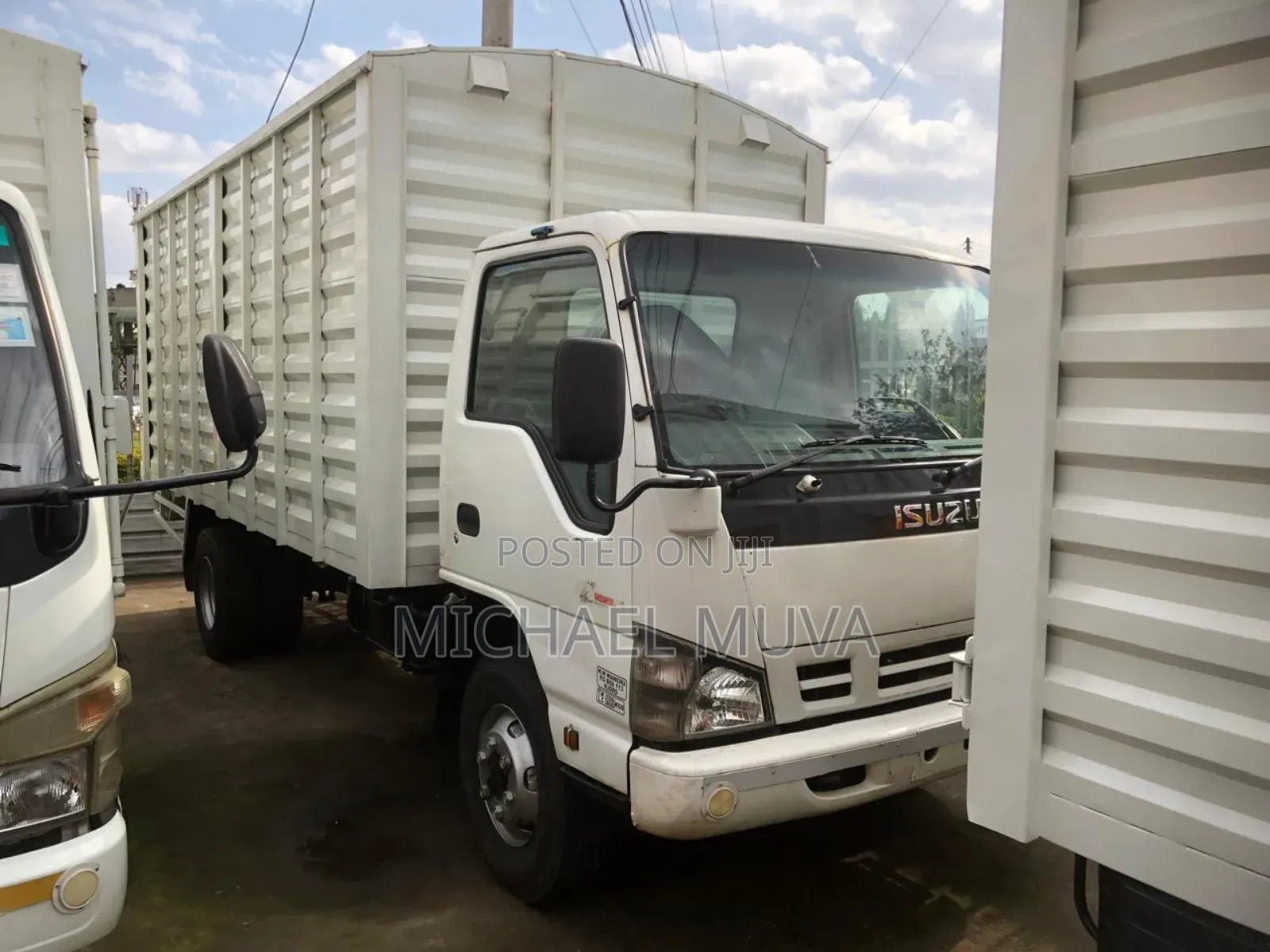 Isuzu NPR 43
