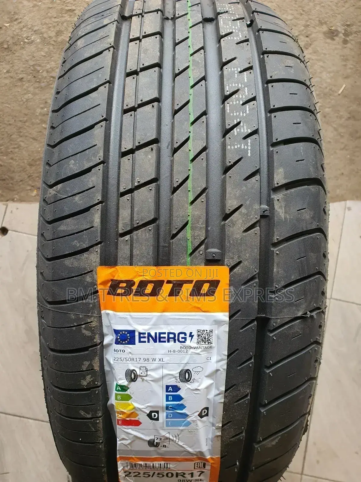 225 /50 R17 Boto