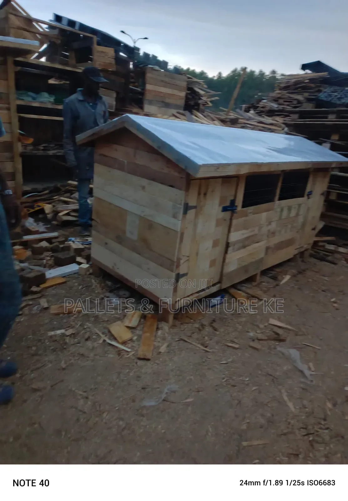 Dog House 3452