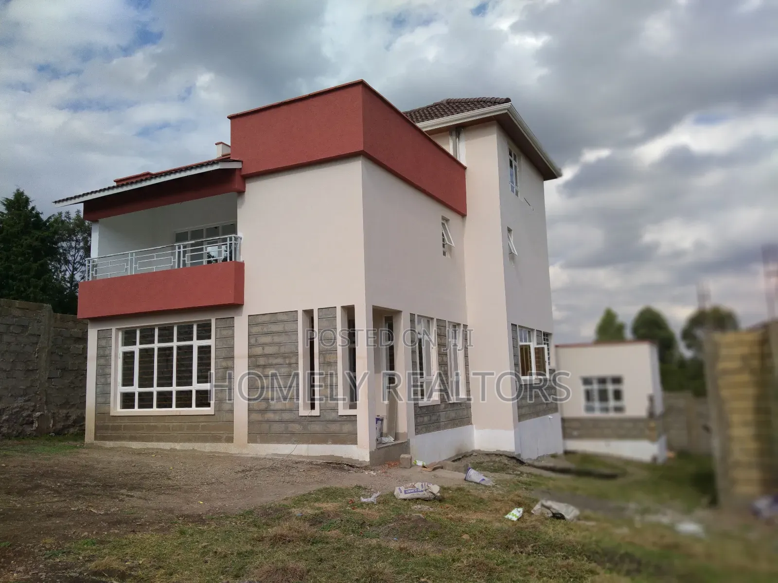 5bdrm Maisonette in Ngong Oloosurutia for sale