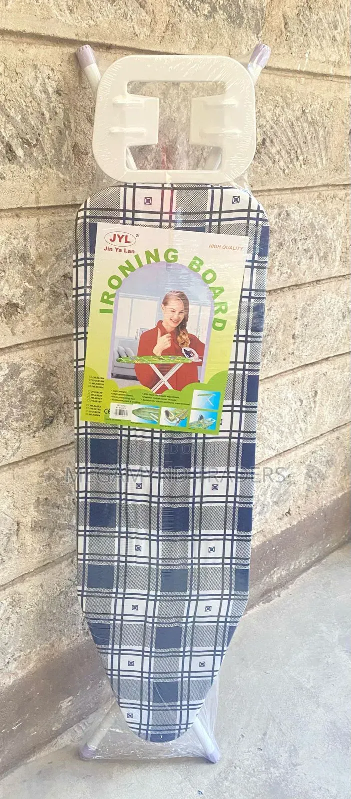 Ironing Board/Foldable Ironing Board