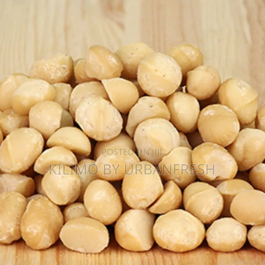 Macadamia Raw Nuts for Consumption. 1 Kg