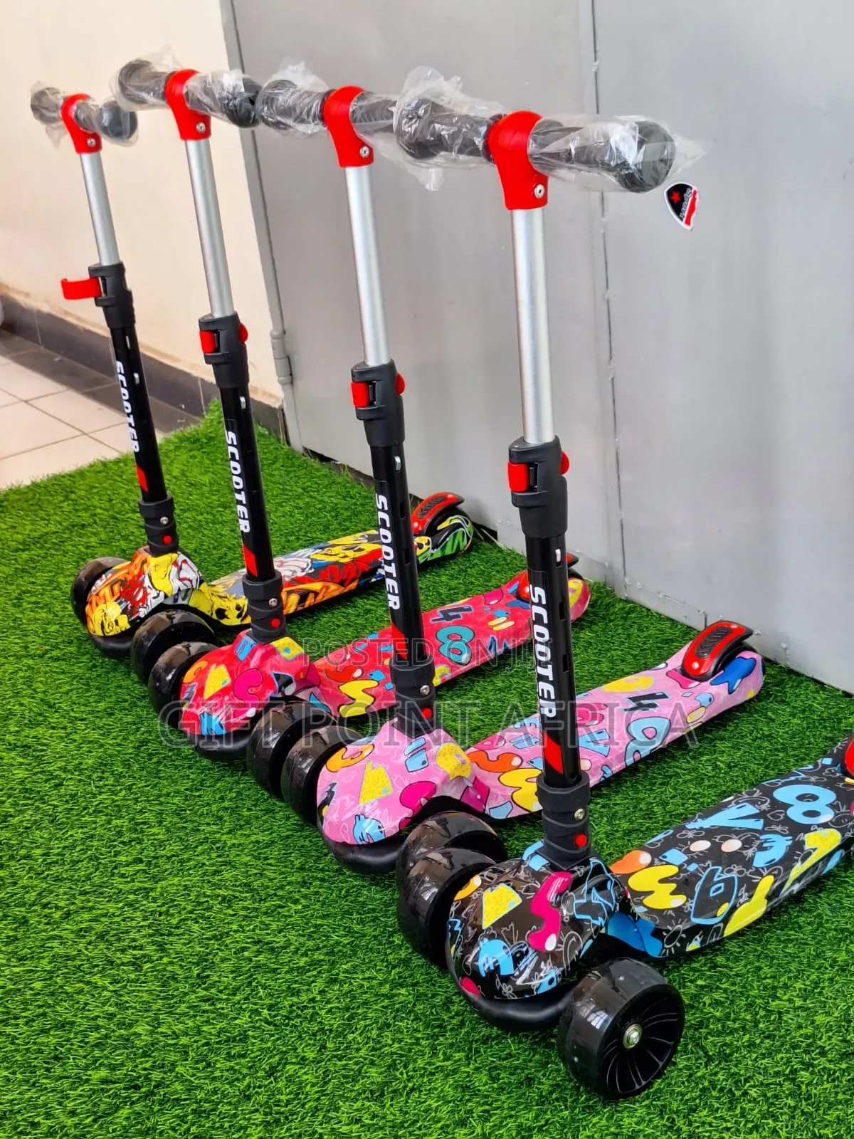 Adjustable Three Wheels for Kids With Music