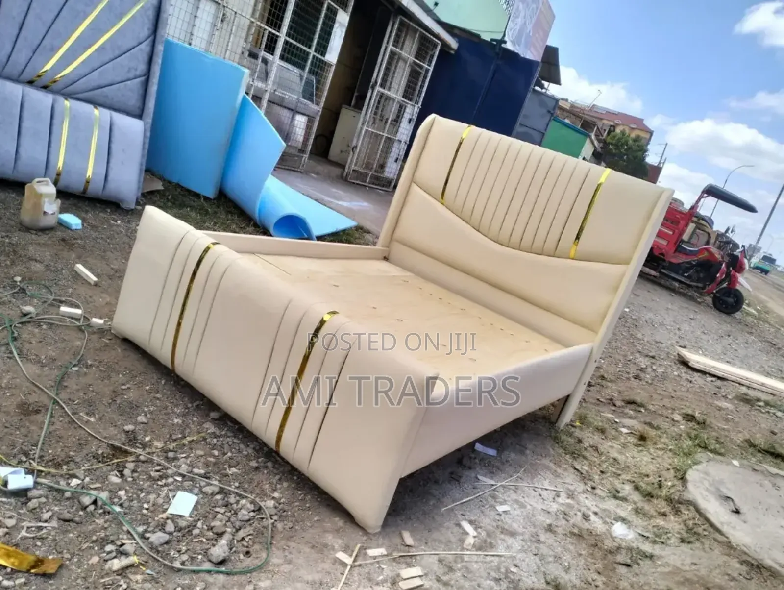 Bed - Chester Leather 4*6