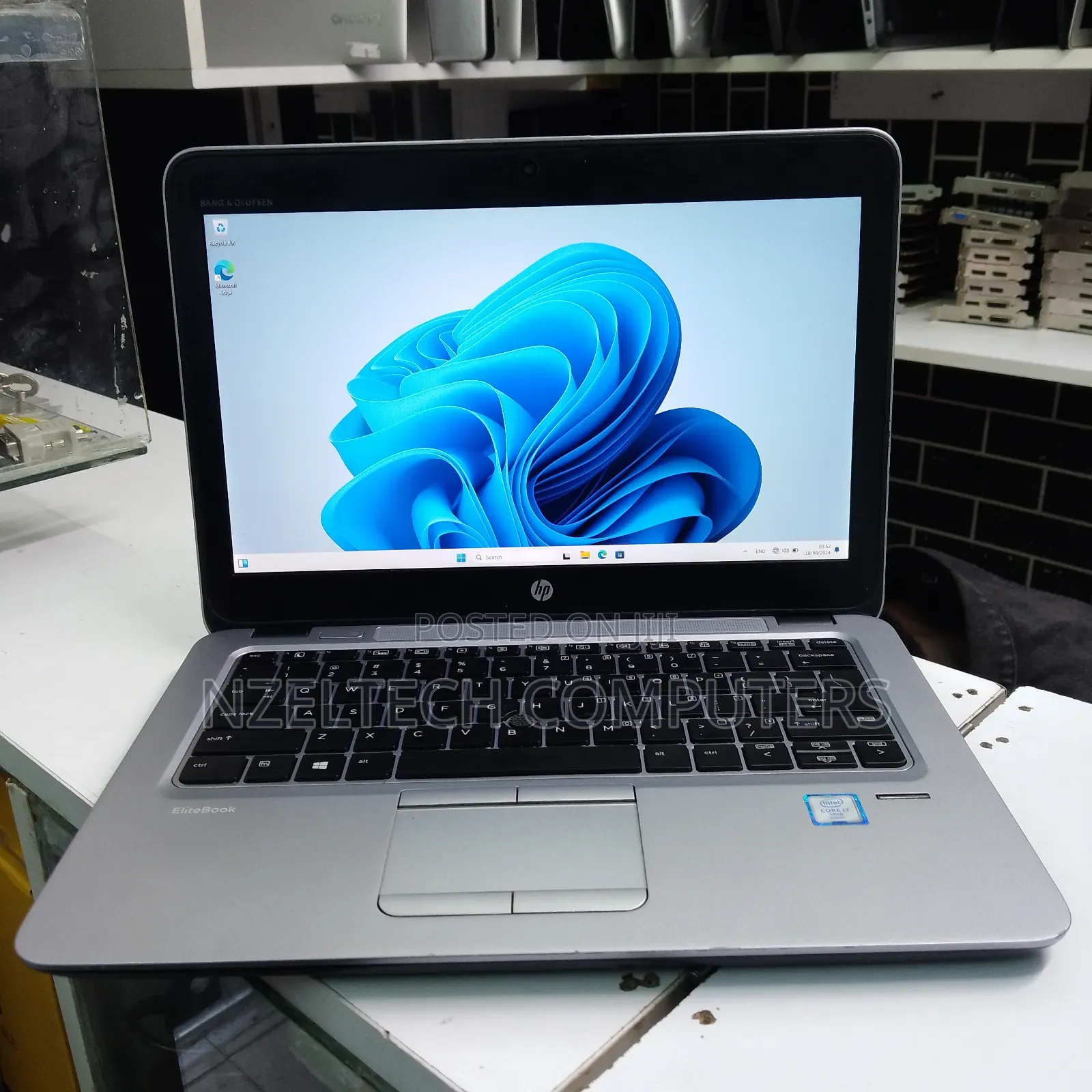 Laptop HP EliteBook 820 G3 8GB Intel Core I7 SSD 256GB