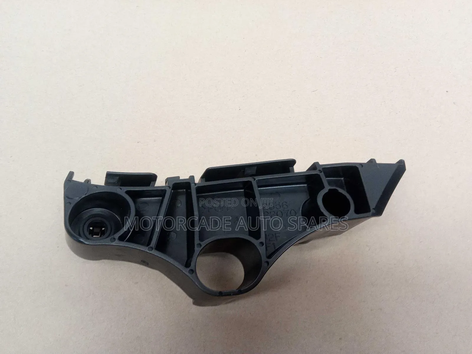 Toyota Mark X GRX 120 Front Bumper Bracket