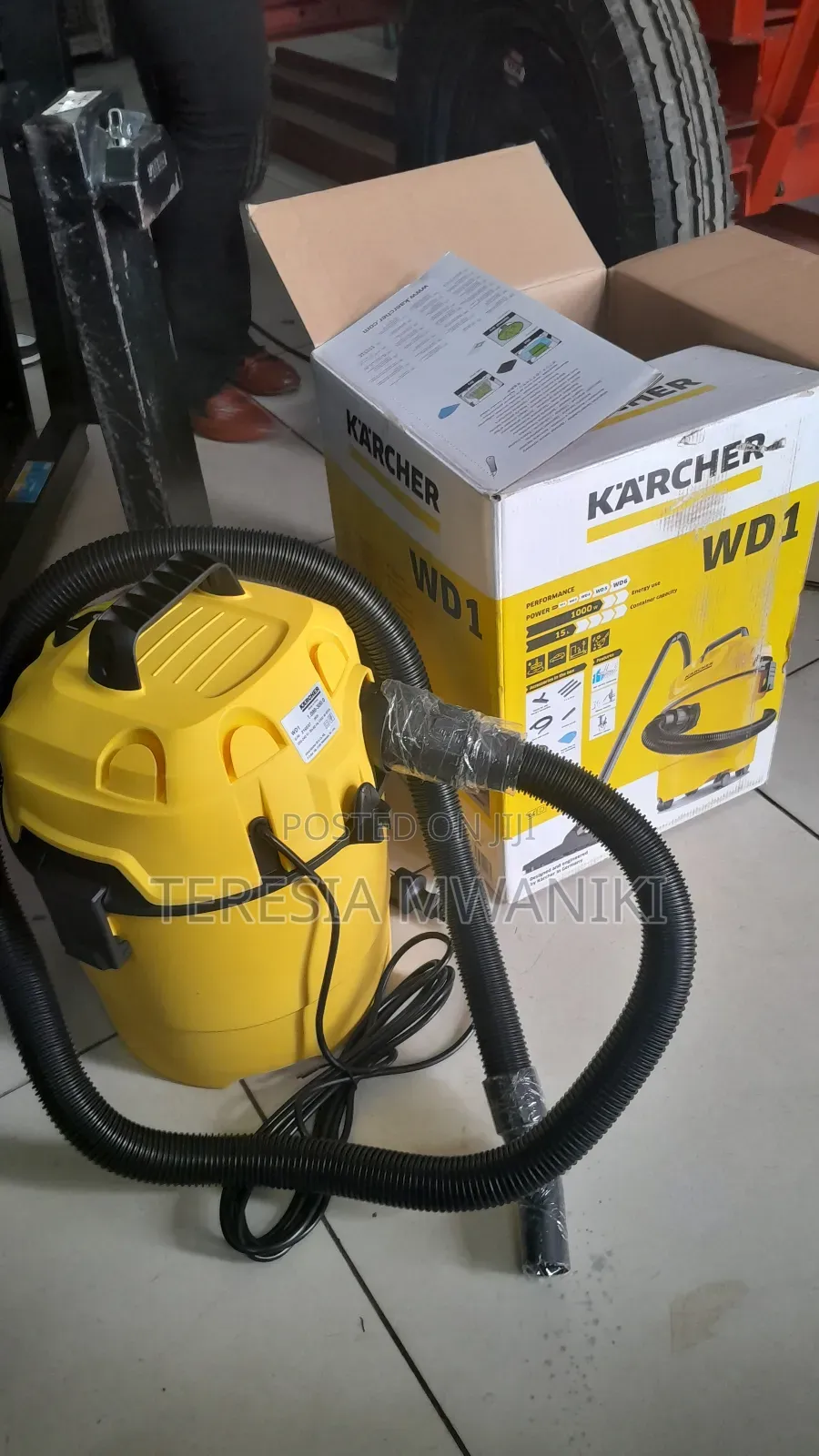 Wet and Dry Vacuum Cleaner WD 1 Classic