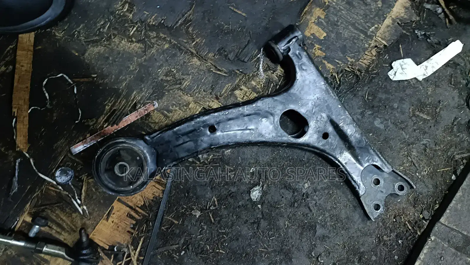 Control Arm Nze/Wish/Premio/Allison/Wish