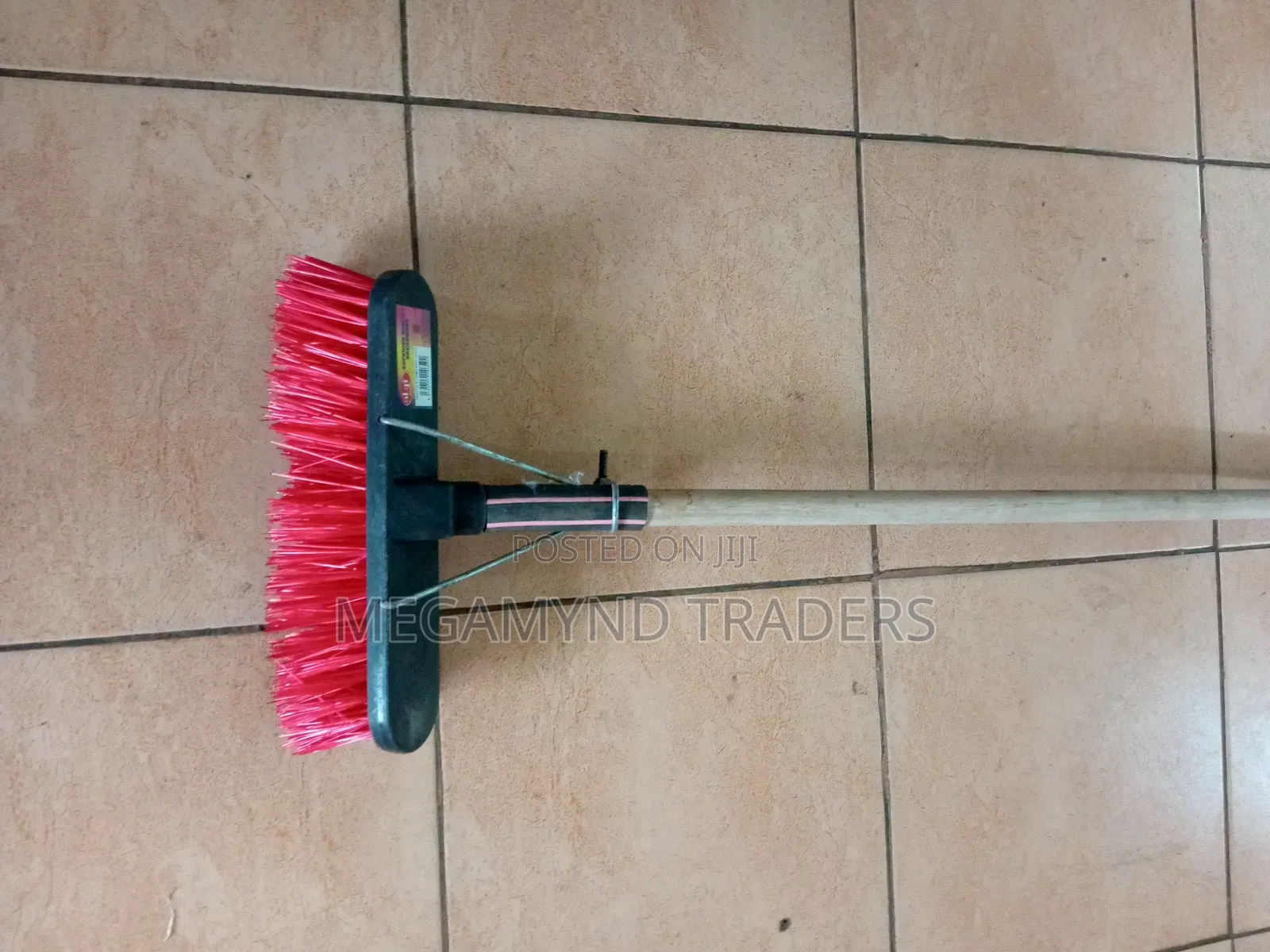 Hard Broom / Household Broom With Wooden Handles 120cm