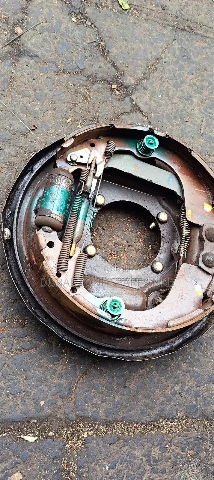 Backplates Nissan Sahara, Hardbody,Td27,2-Wheel Drive.