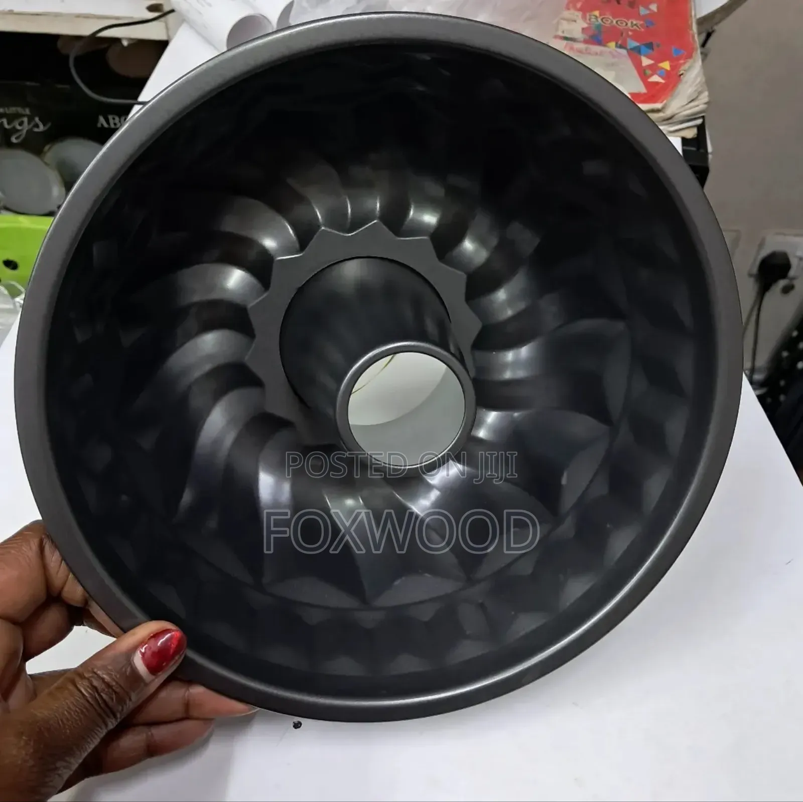 CARBON STEEL Cake Mold Hollow Baking Pan Chimney*