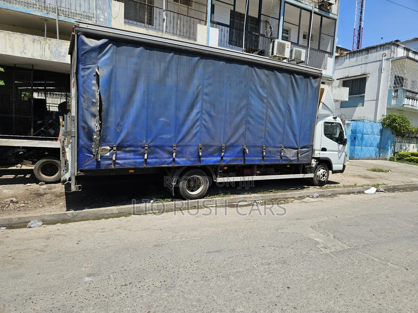 Mmitshubishi Fuso