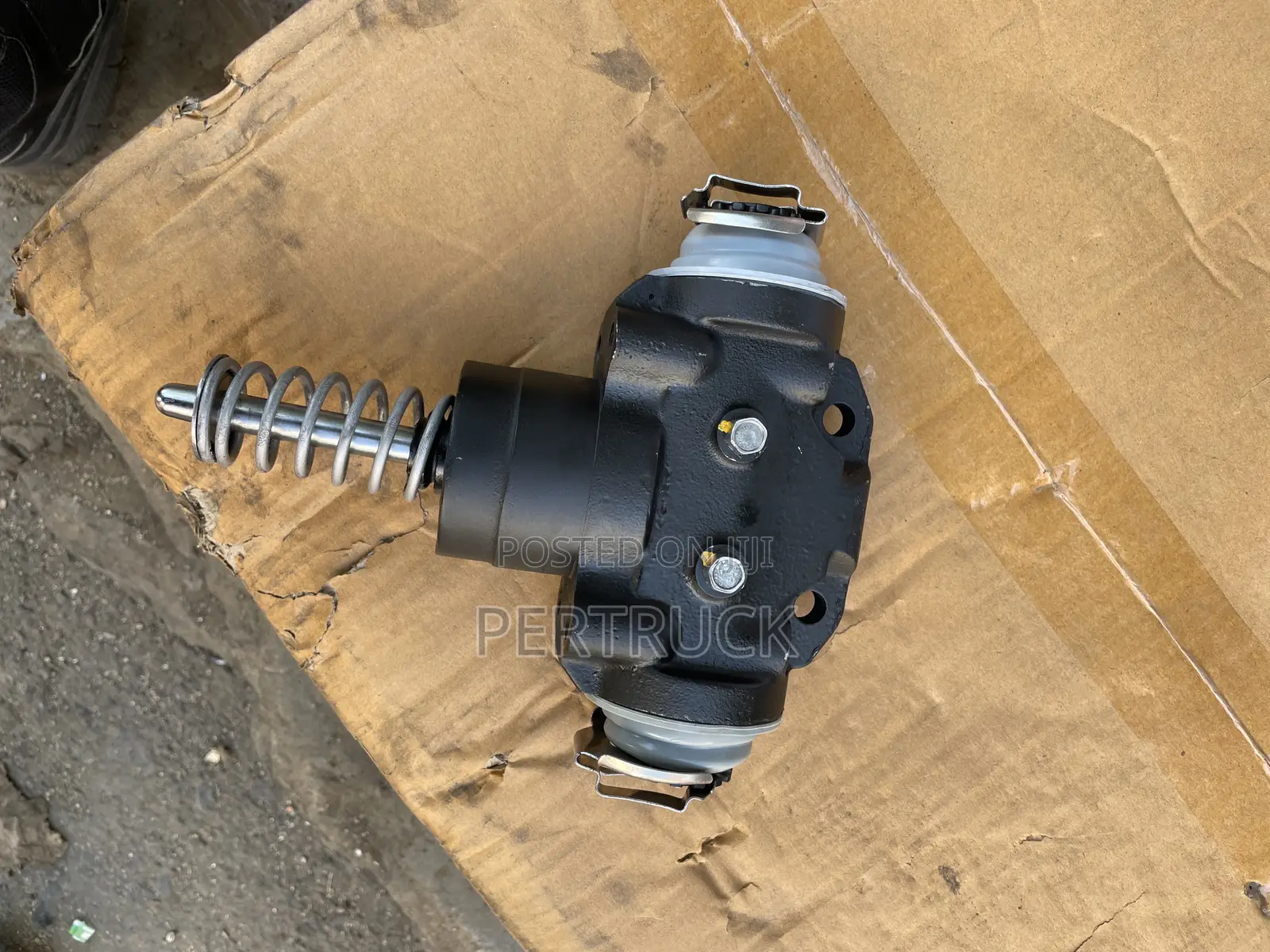 Wheel Cylinder Front Leyland Daf Ex Military Available