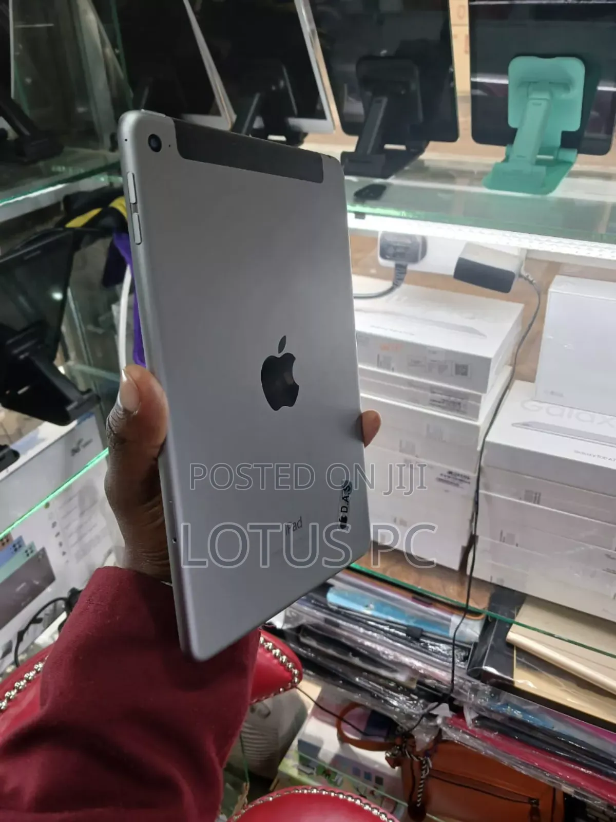 Apple iPad mini 4 128 GB Gray
