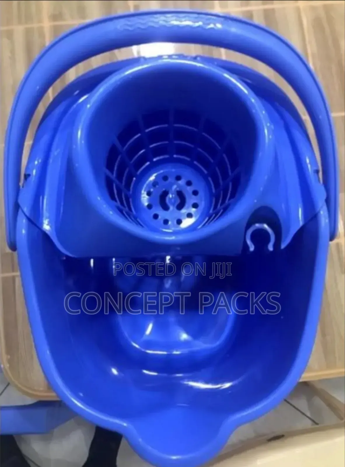 Kenpoly #2 Plastic Heavy Duty Mop Bucket.