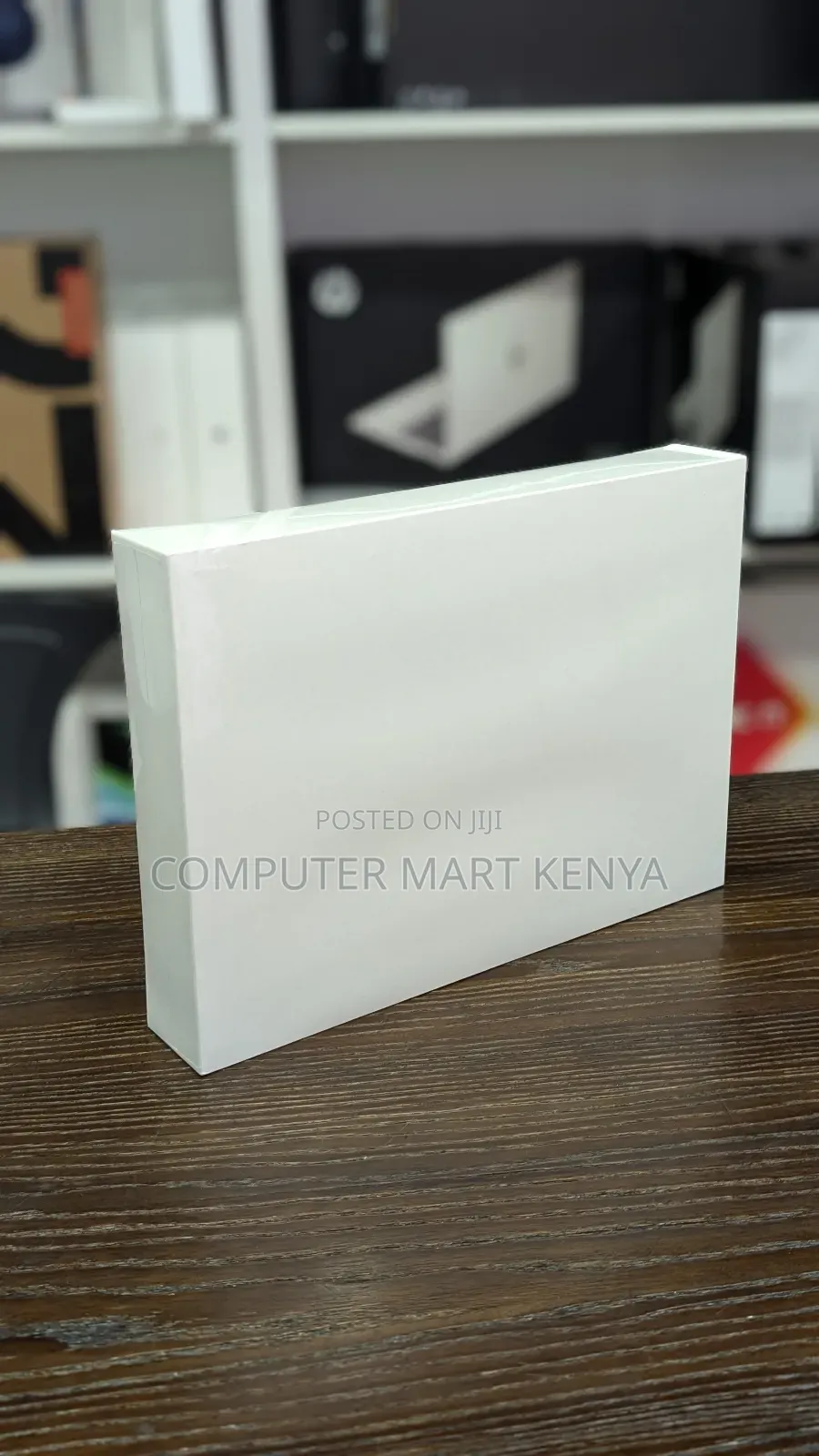 New Laptop Apple MacBook Pro 64GB Apple M3 Max SSD 2T