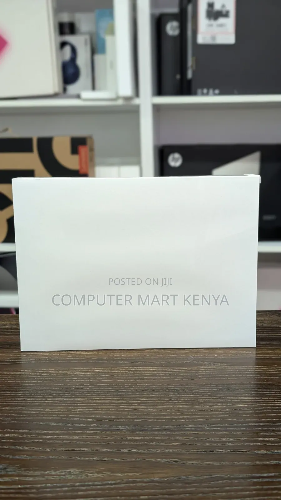 New Laptop Apple MacBook Pro 64GB Apple M3 Max SSD 2T