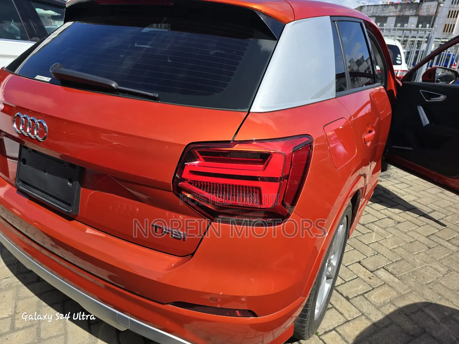 Audi Q2 2018 Orange
