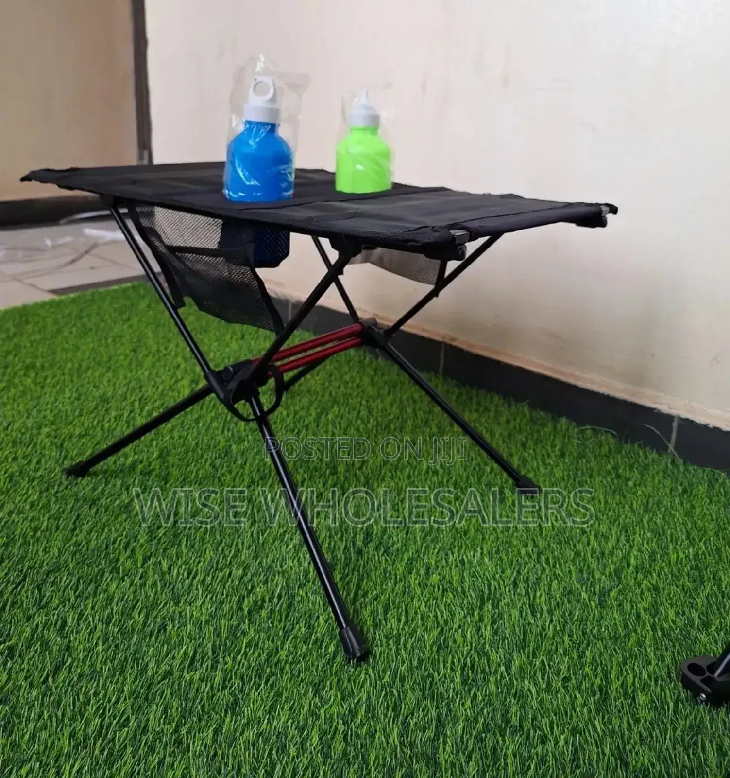 Folding Table °^^° •^^