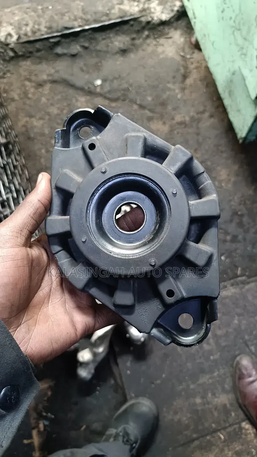 Nissan Sunny B15 Shock Mounting