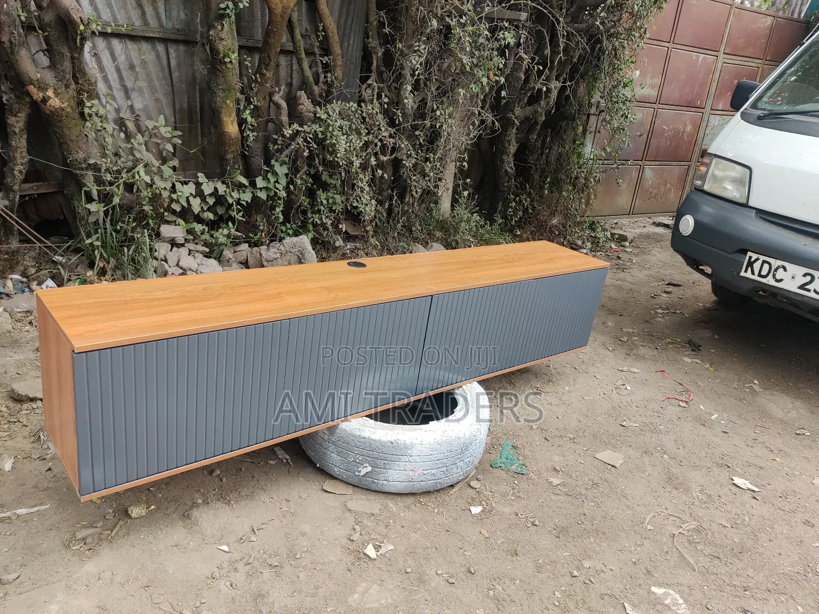 Floating Tv Stand With Natural Board (7ft)