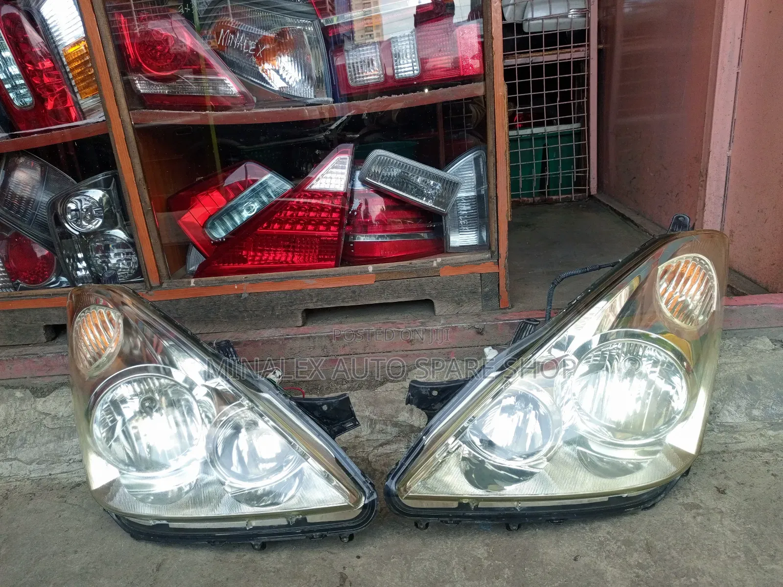 Wish Old Model Nonzenon Clear Ex-Japan Headlights