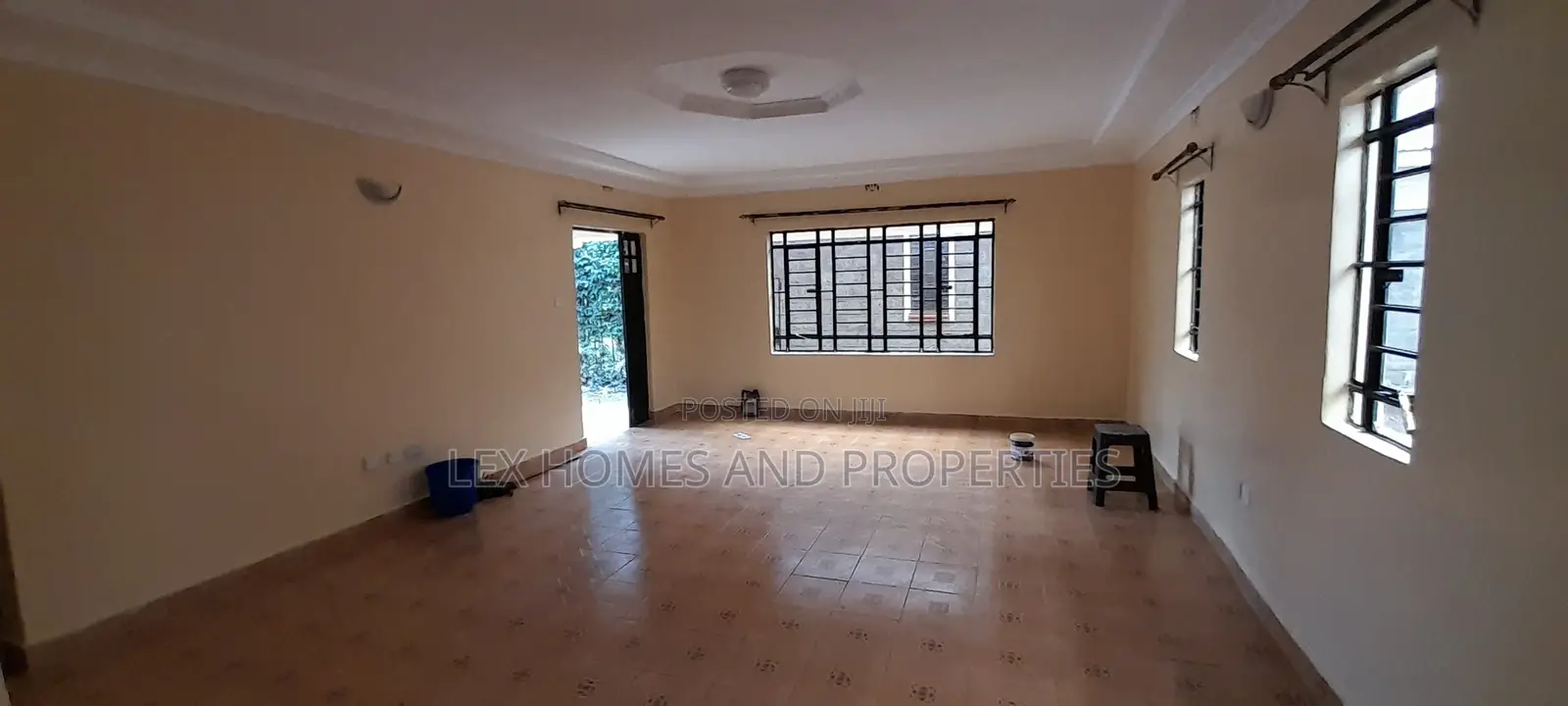 3bdrm Bungalow in Nkoroi for sale