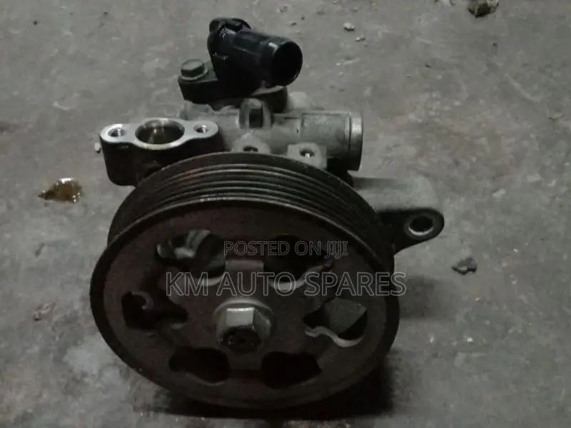 Honda R18a Power Steering Pump for Stream, Civic.