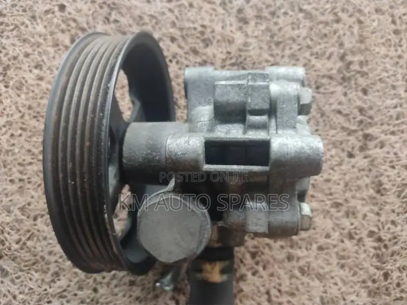 Mitsubishi 4b11 Power Steering Pump for Lancer, Rvr, Asx.