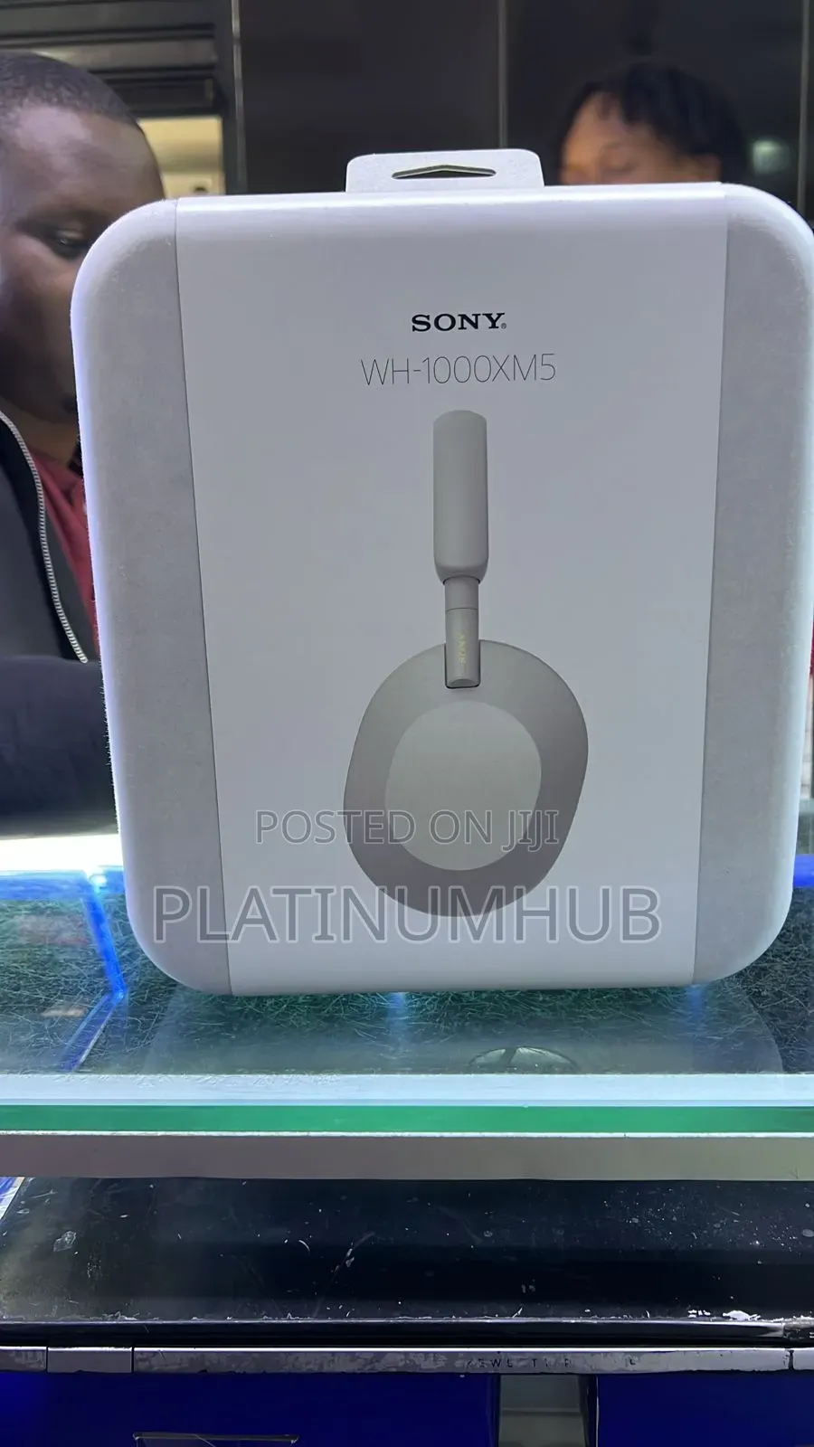 Sony Wh 1000xm5 (Silver)