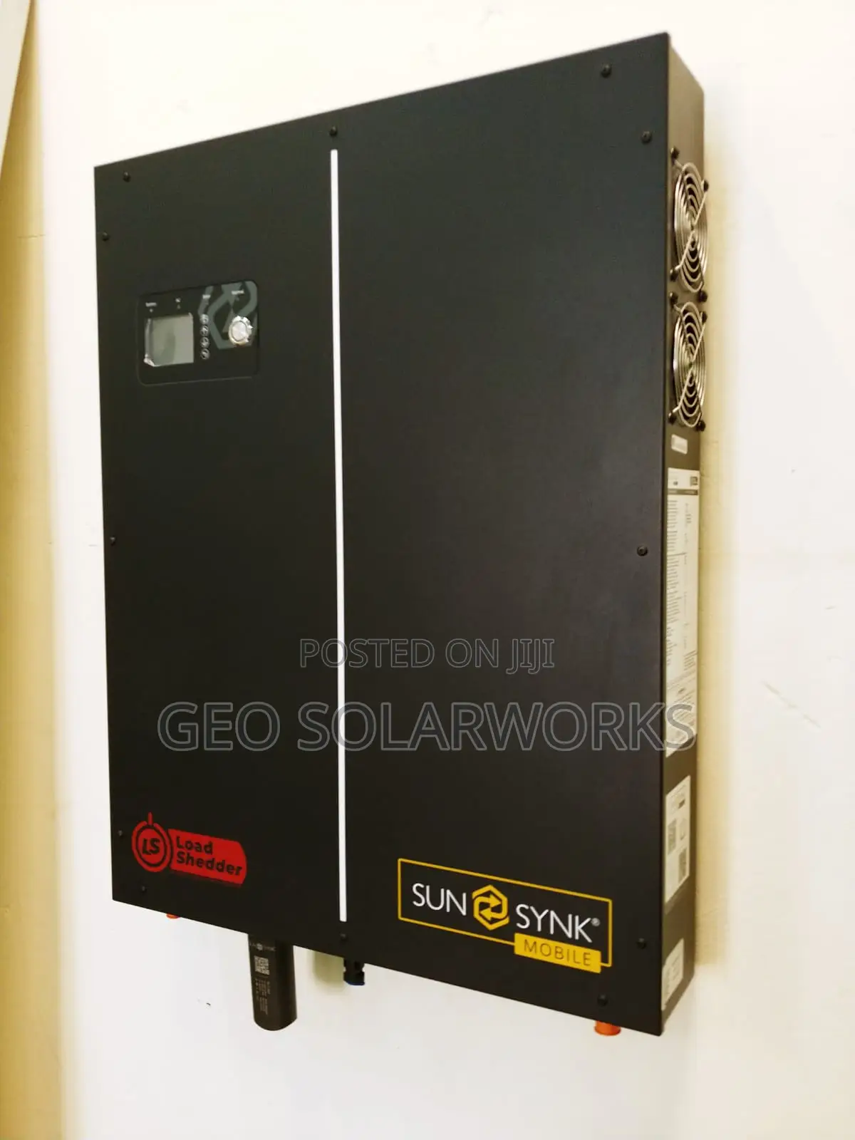 All-in-One 2.5kw Hybrid Inverter With 2kwh Lithium Battery