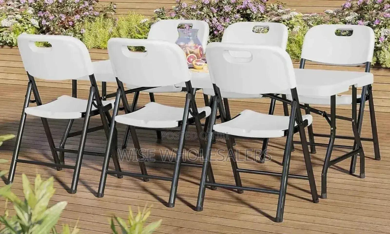 White Foldable Chair**°^••√ ✓