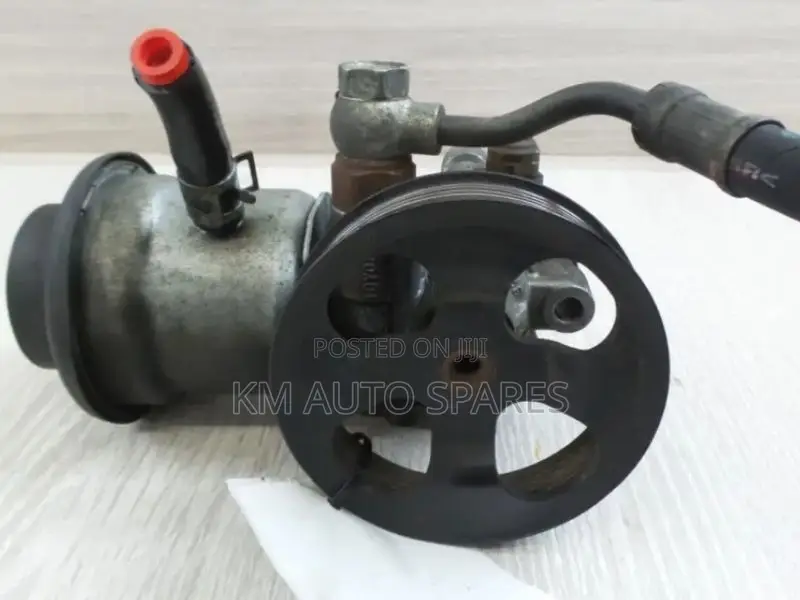 Toyota 2tr Power Steering Pump for Prado, Hilux, Hiace.