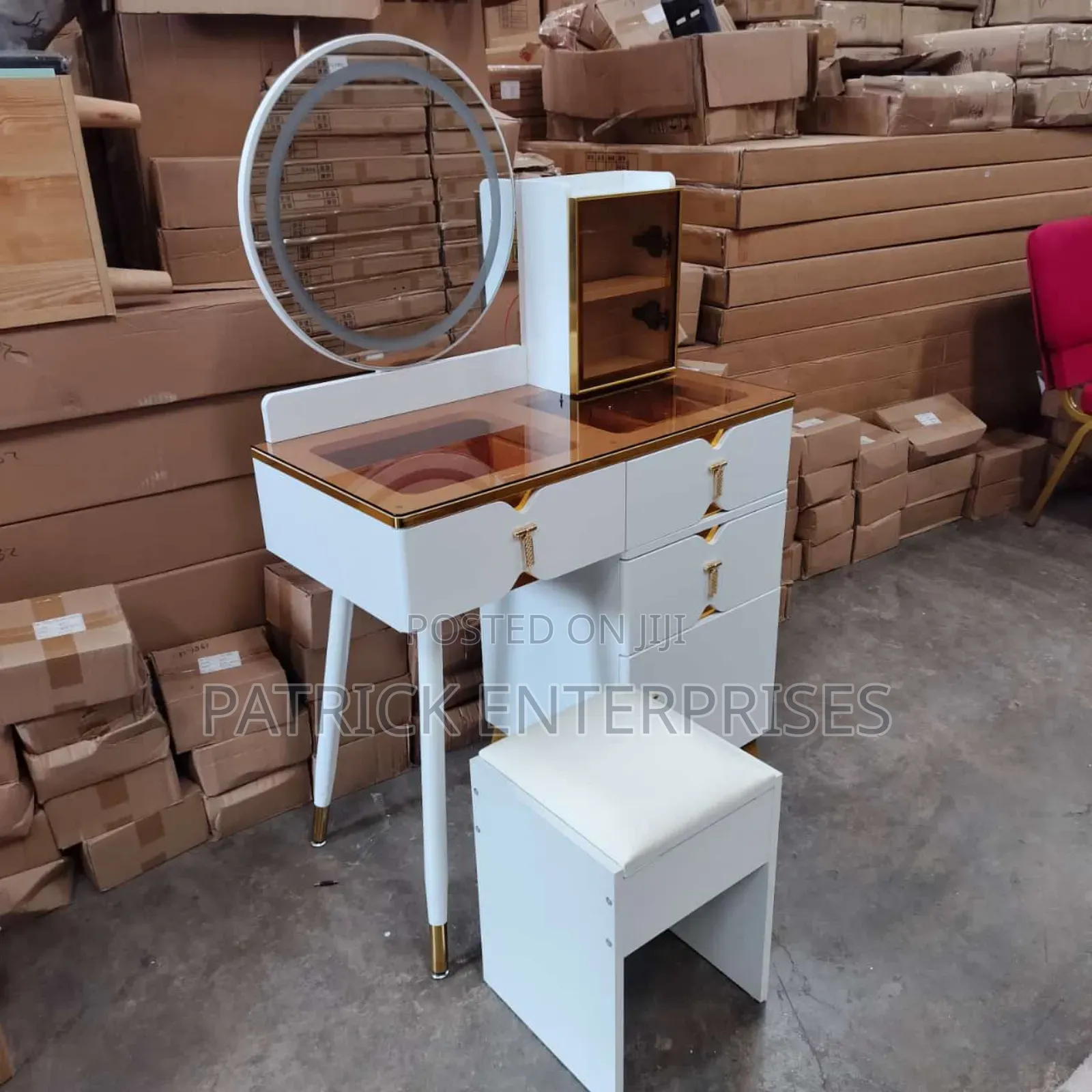 European Modern Imported Dressing Table With LED Lights