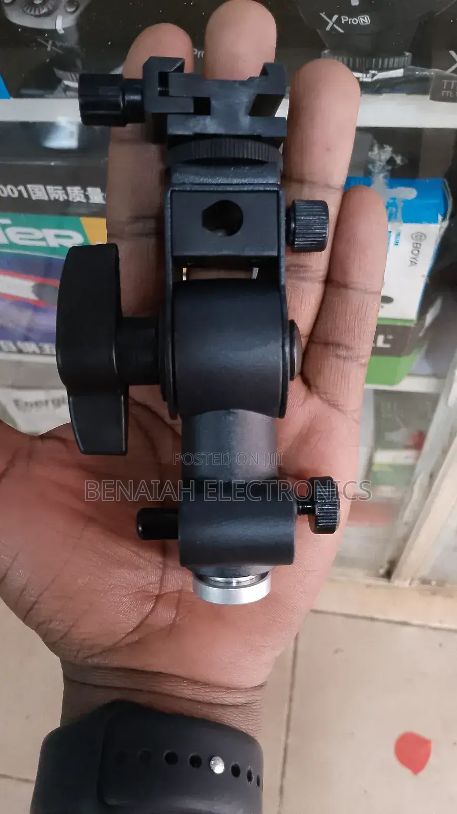 Hot Shoe Holder for Speed Light