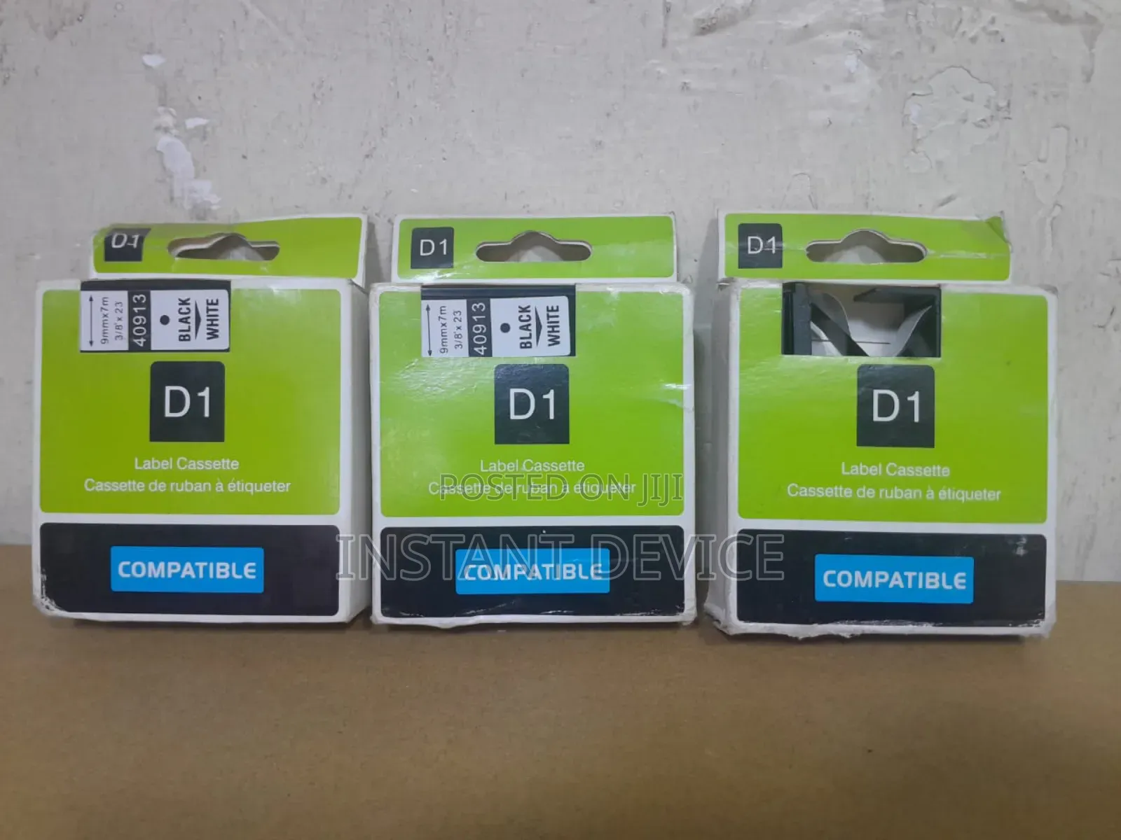 Dymo Cartridge 9mm Black on White Tape