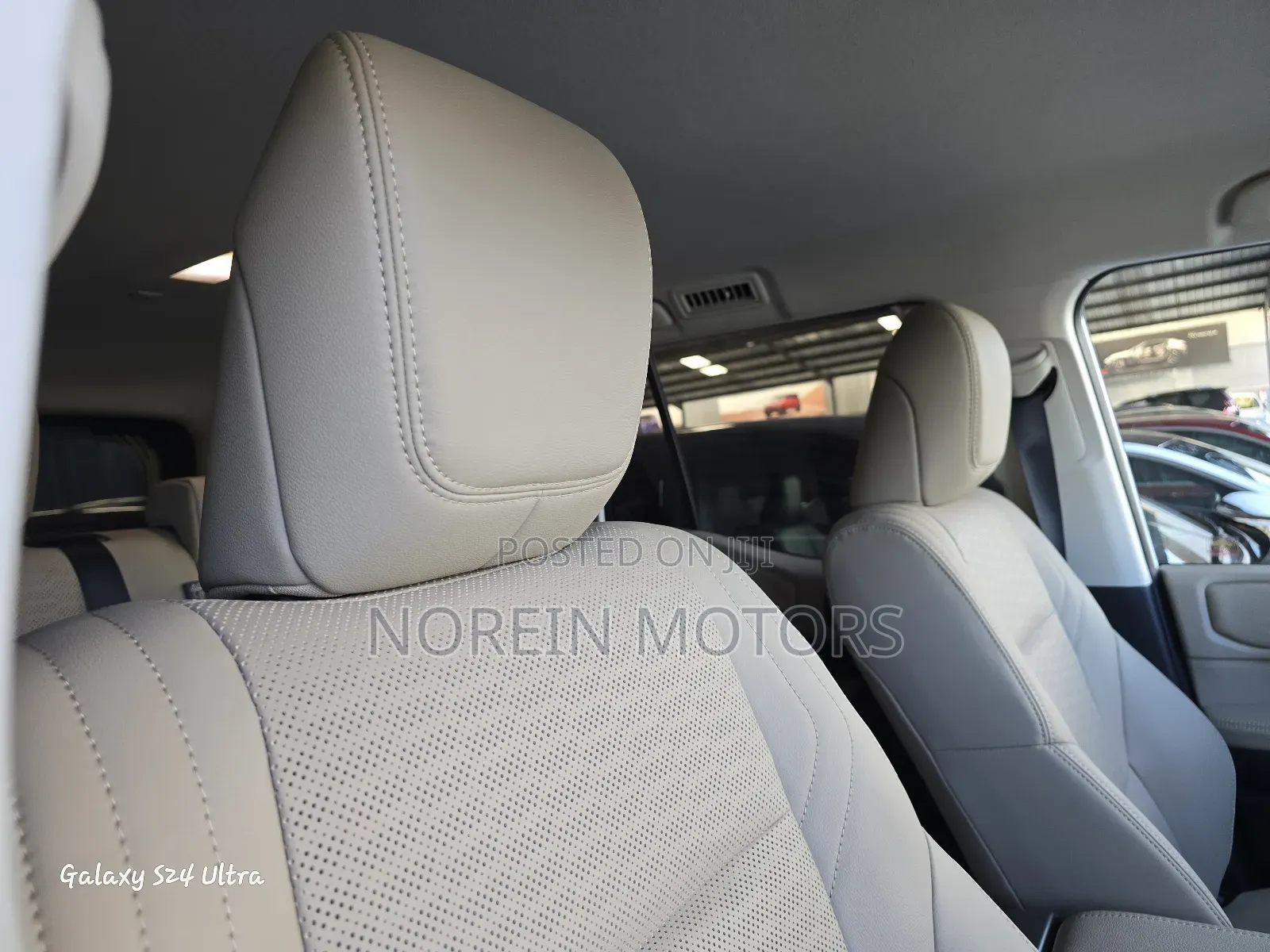 Toyota Land Cruiser Prado 2024 Off white