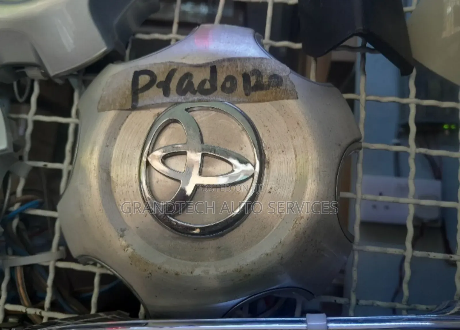 Prado Fj120 Wheel Hub Caps