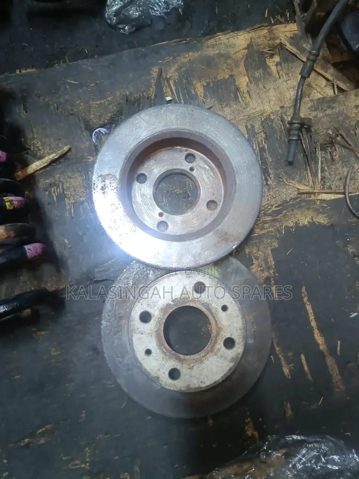 Daihatsu Mira Brake Discs